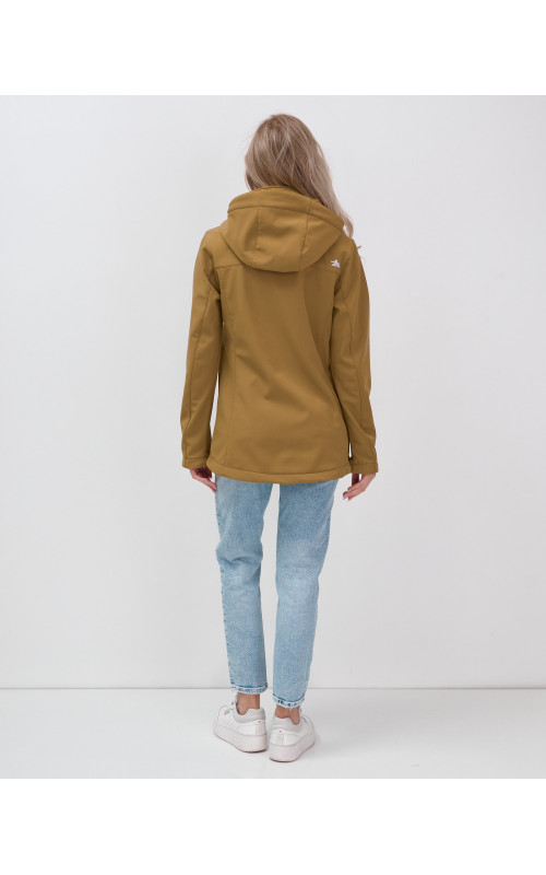 Женская спортивная ветровка с капюшоном softshell, горчичного оттенка.