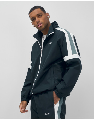 Спортивный костюм для мужчин: весна и лето.