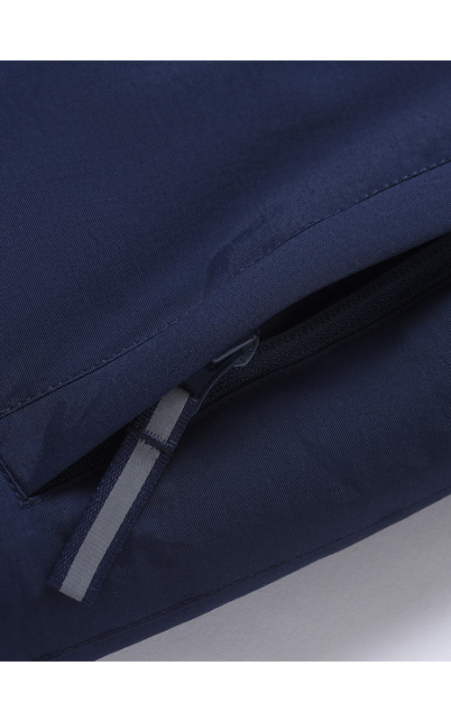 Зимний горнолыжный комплект для девочки.