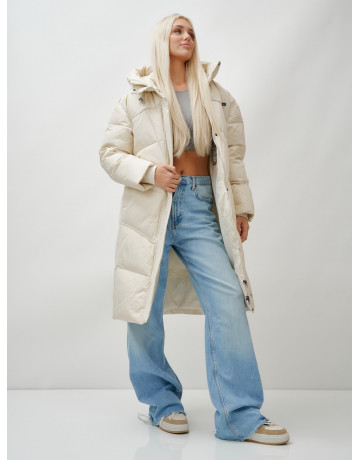 Длинный зимний пуховик с капюшоном для женщин