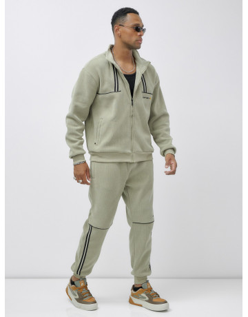 Мужской спортивный комплект: олимпийка и джоггеры для активного образа жизни.