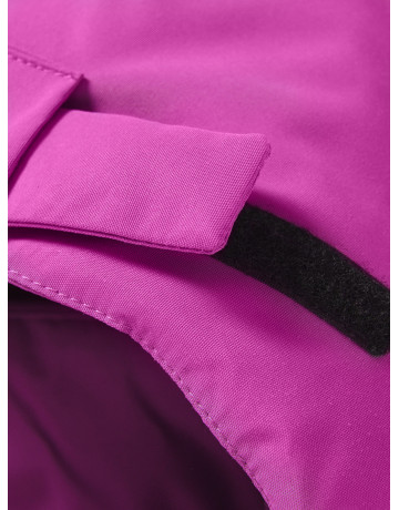 Зимний горнолыжный костюм для девочки: комфорт и защита в морозную зиму