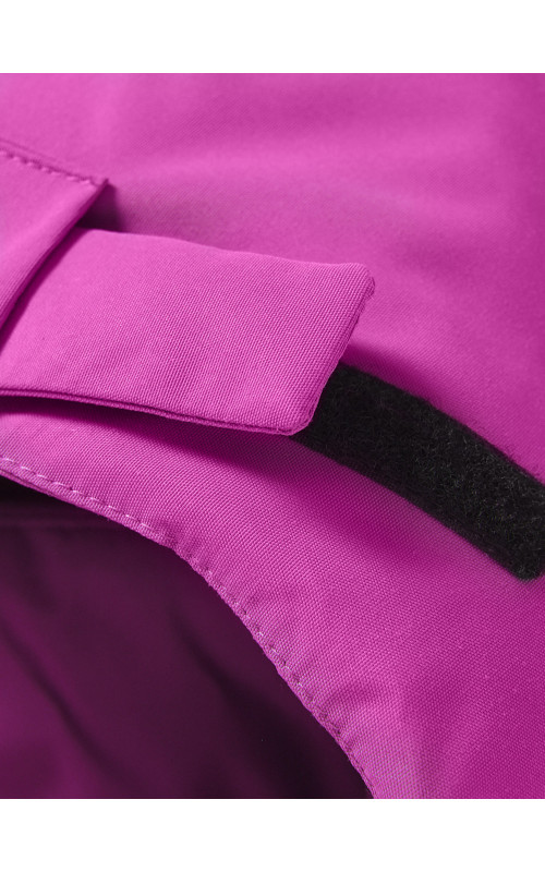 Зимний горнолыжный костюм для девочки: комфорт и защита в морозную зиму