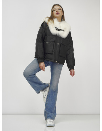 Зимний женский бомбер-куртка с мехом песца.