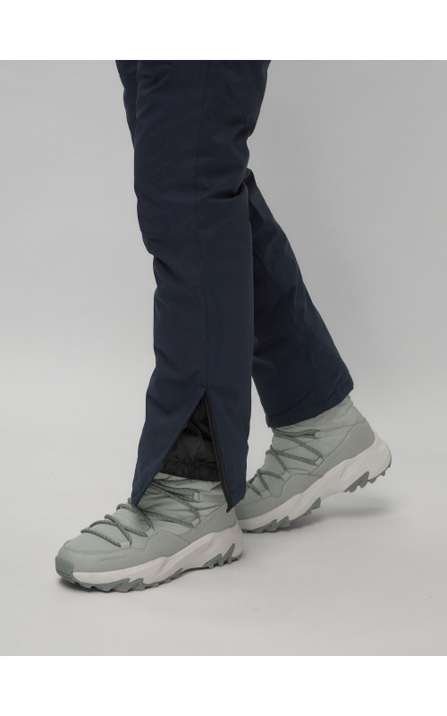 Женский горнолыжный комплект: куртка и брюки.