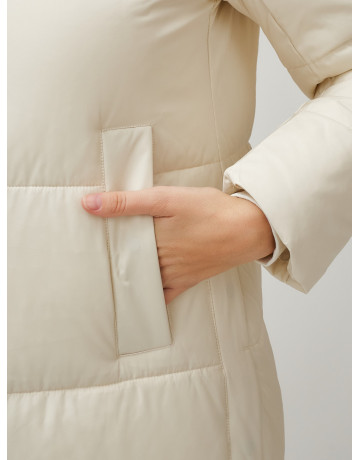 Длинный женский пуховик с капюшоном