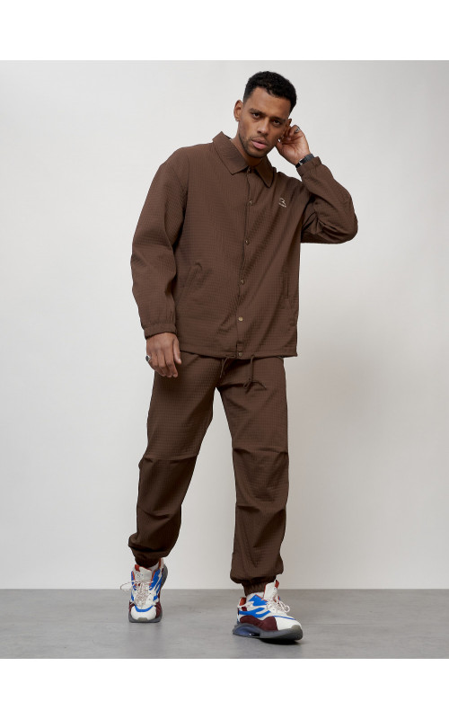 Мужской молодёжный костюм для активного отдыха и повседневной носки.