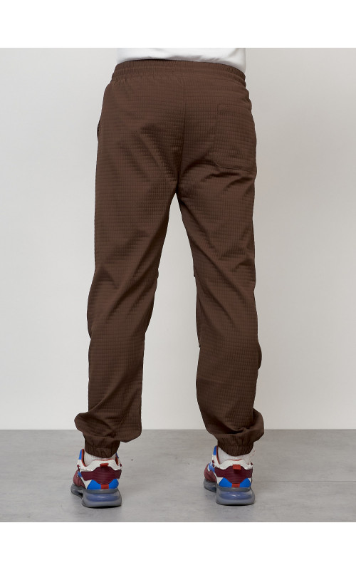 Мужской молодёжный костюм для активного отдыха и повседневной носки.