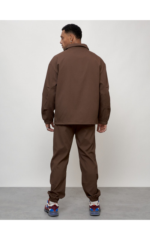 Мужской молодёжный костюм для активного отдыха и повседневной носки.