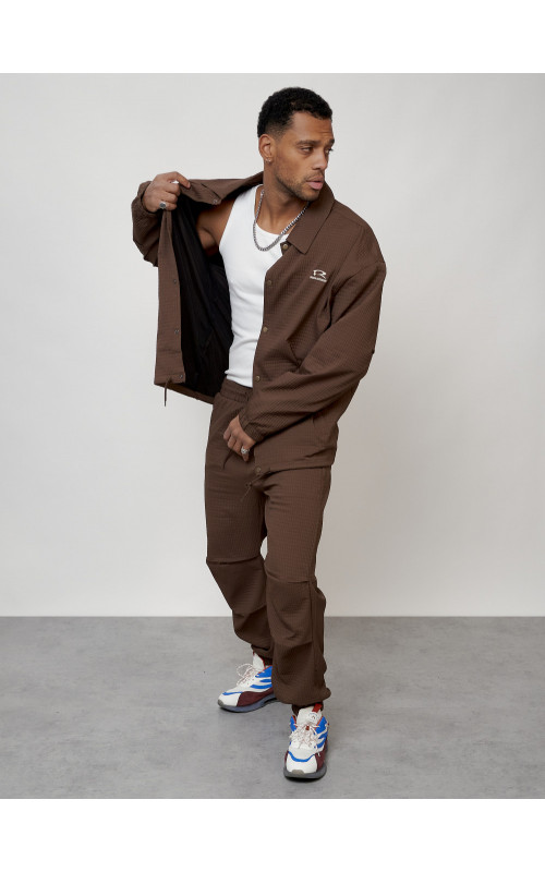 Мужской молодёжный костюм для активного отдыха и повседневной носки.