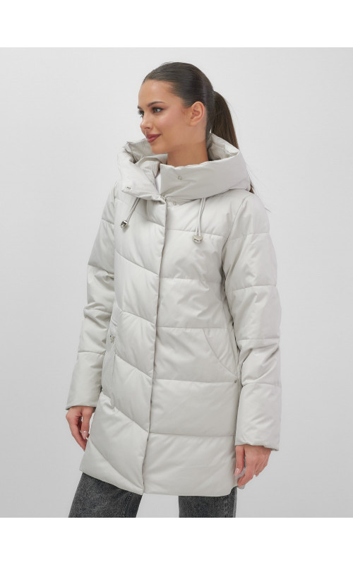 Утеплённая женская куртка с капюшоном для осени и зимы.