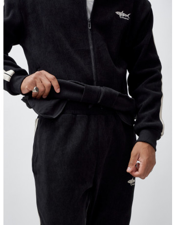 Мужской спортивный утеплённый костюм с начёсом для активного отдыха.