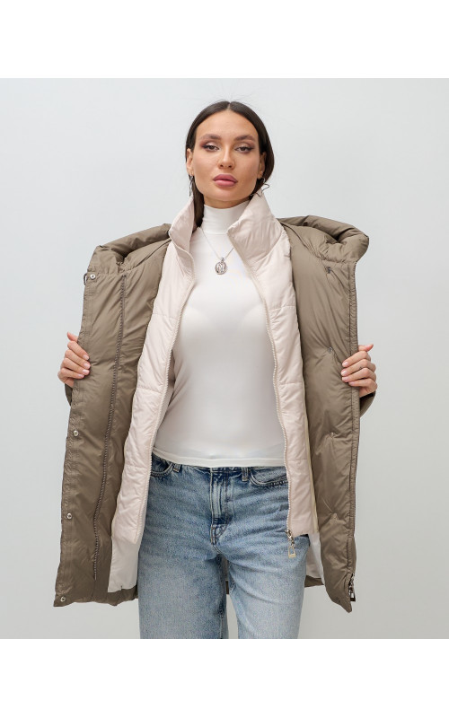 Женская зимняя куртка с капюшоном: стиль и комфорт для холодной зимы