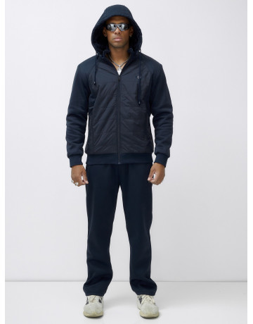 Мужской зимний спортивный костюм для активного отдыха.