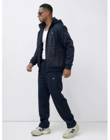 Мужской зимний спортивный костюм для активного отдыха.