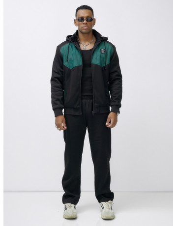 Мужской зимний спортивный костюм для активного отдыха