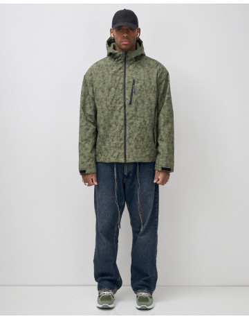 Мужская спортивная куртка «Хит сезона»: стиль и защита для активных мужчин