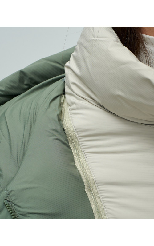 Женская зимняя куртка с капюшоном, размер 48–56.