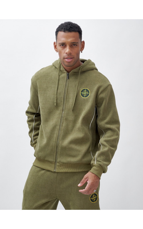 Утеплённый демисезонный костюм для мужчин свободного кроя.