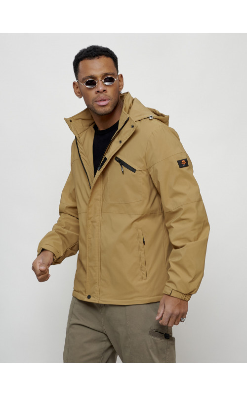 Мужская весенняя куртка с утеплителем: свобода движений и комфорт