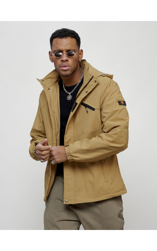 Мужская весенняя куртка с утеплителем: свобода движений и комфорт