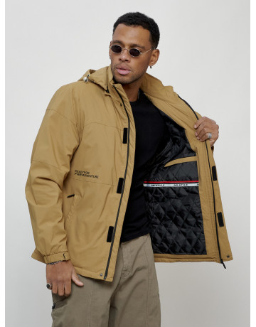 Мужская весенняя куртка с утеплителем: свобода движений и комфорт