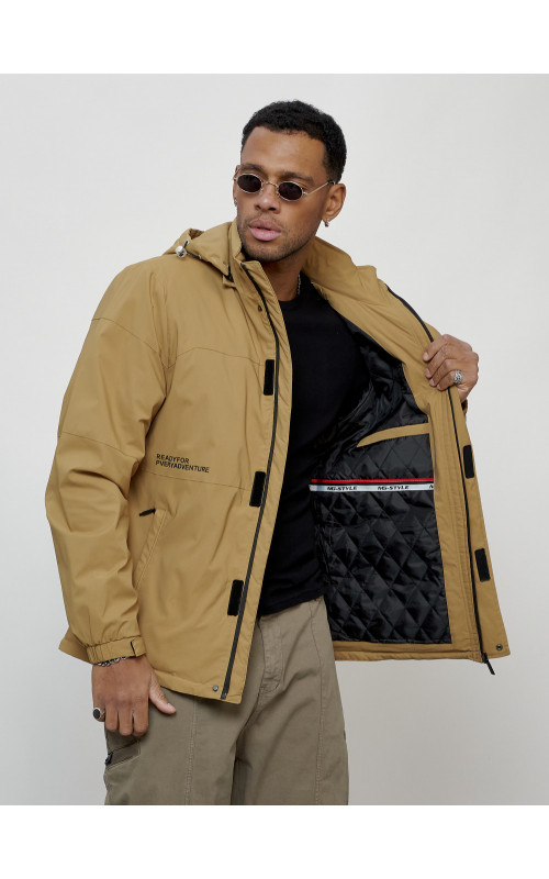 Мужская весенняя куртка с утеплителем: свобода движений и комфорт