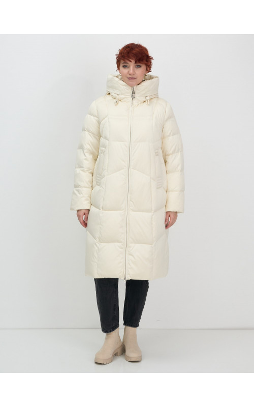 Длинный пуховик для женщин с капюшоном.
