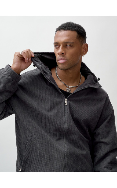 Мужская демисезонная куртка: стиль и комфорт.