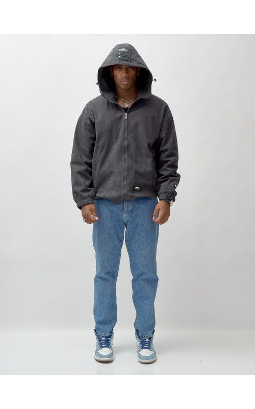 Мужская демисезонная куртка: стиль и комфорт.