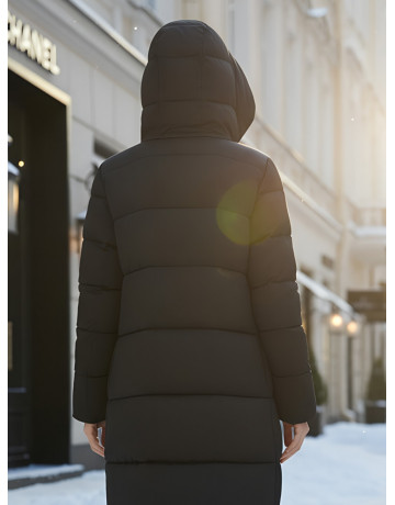 Женский длинный пуховик с капюшоном для зимы.