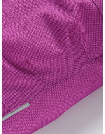 Зимний комбинезон для девочек для активных зимних игр.