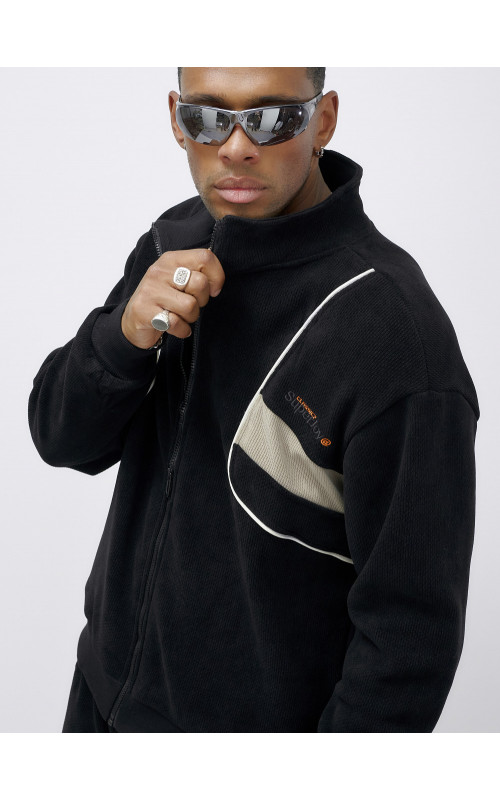 Утеплённый спортивный костюм для мужчин.