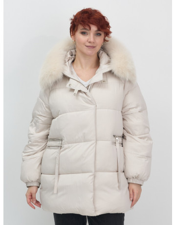 Пуховик с мехом песца, элегантный и стильный, для зимы 2025.