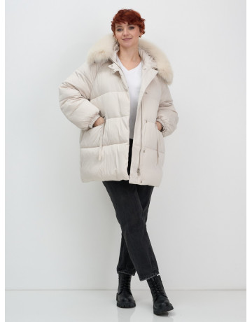 Пуховик с мехом песца, элегантный и стильный, для зимы 2025.