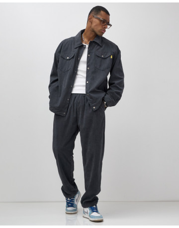 Мужской велюровый спортивный костюм для весны и лета