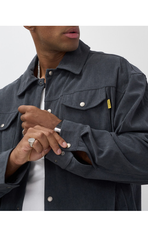 Мужской велюровый спортивный костюм для весны и лета