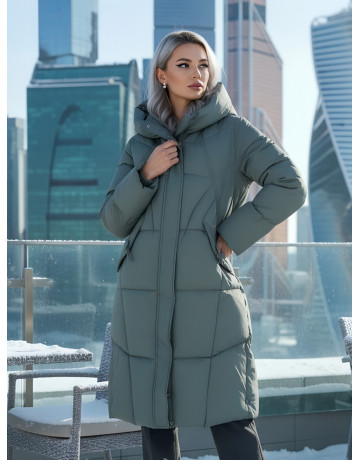 Длинный женский пуховик с капюшоном