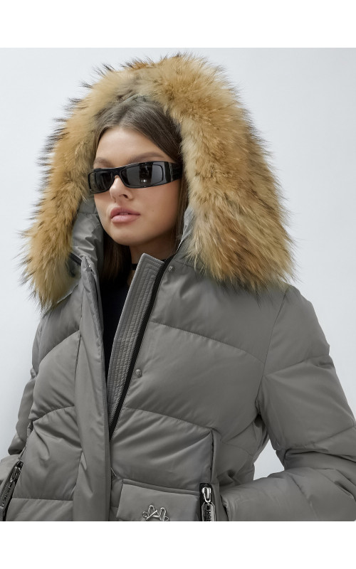 Женская зимняя куртка премиум-класса с мехом енота.