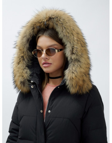 Зимняя женская куртка премиум-класса с натуральной опушкой енота.