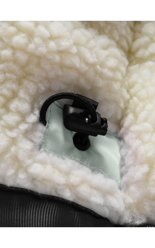 Зимняя парка для девочек подростковая с капюшоном.