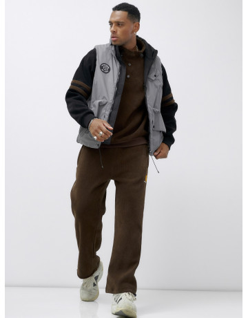 Мужская утеплённая жилетка для активного отдыха и повседневной носки.