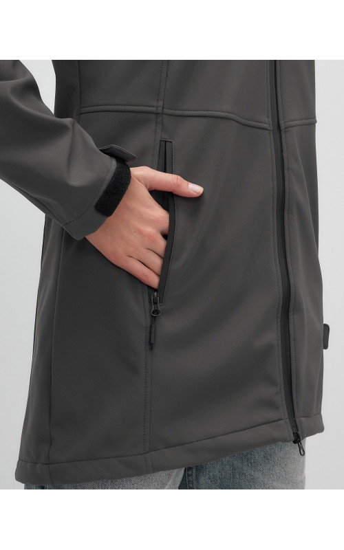 Женская парка для активных прогулок.