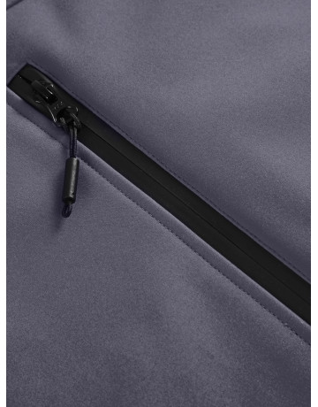 Женская парка для активных прогулок.