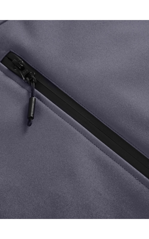 Женская парка для активных прогулок.