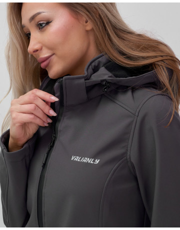 Женская парка для активных прогулок.