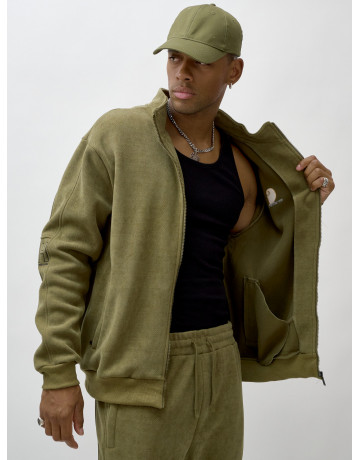 Мужской спортивный костюм с начёсом для активных дней.