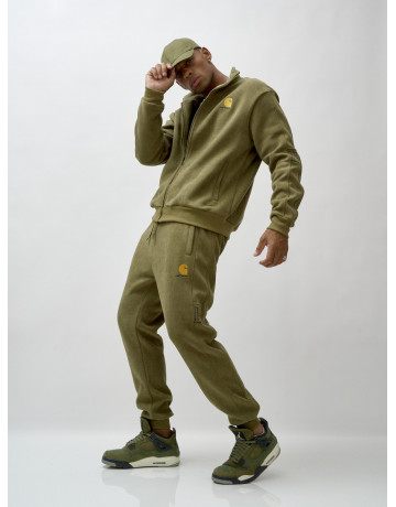 Мужской спортивный костюм с начёсом для активных дней.