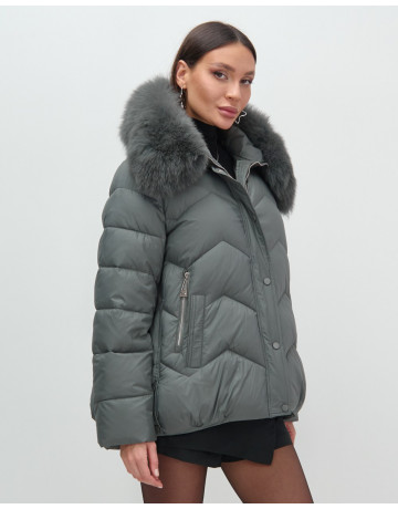 Пуховик для городской леди с мехом песца, защита от влаги и ветра