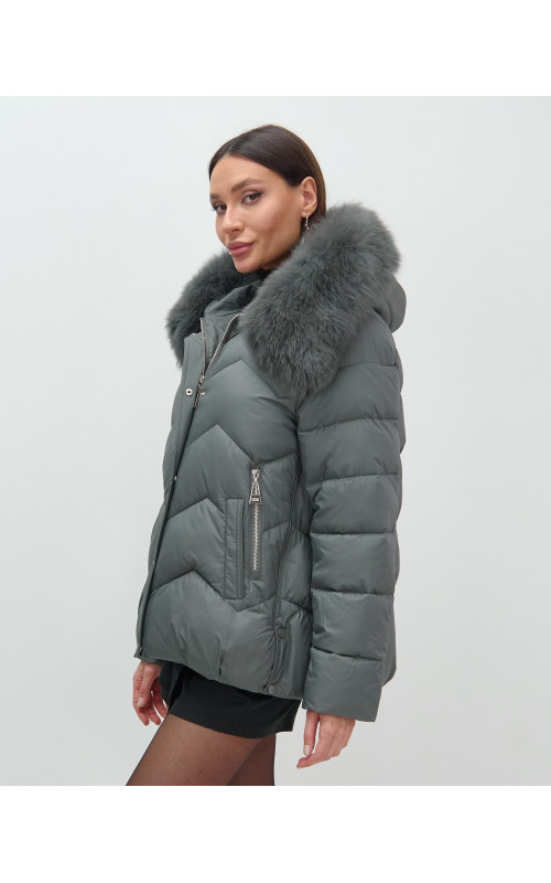 Пуховик для городской леди с мехом песца, защита от влаги и ветра